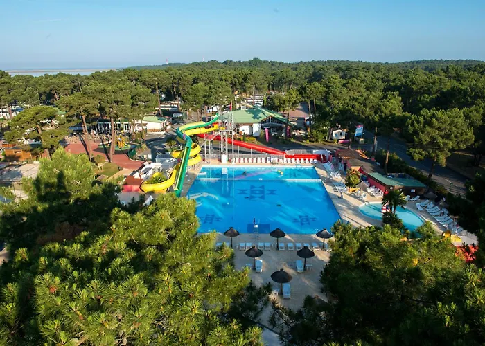 Campsite Escale Entre Terre Et *